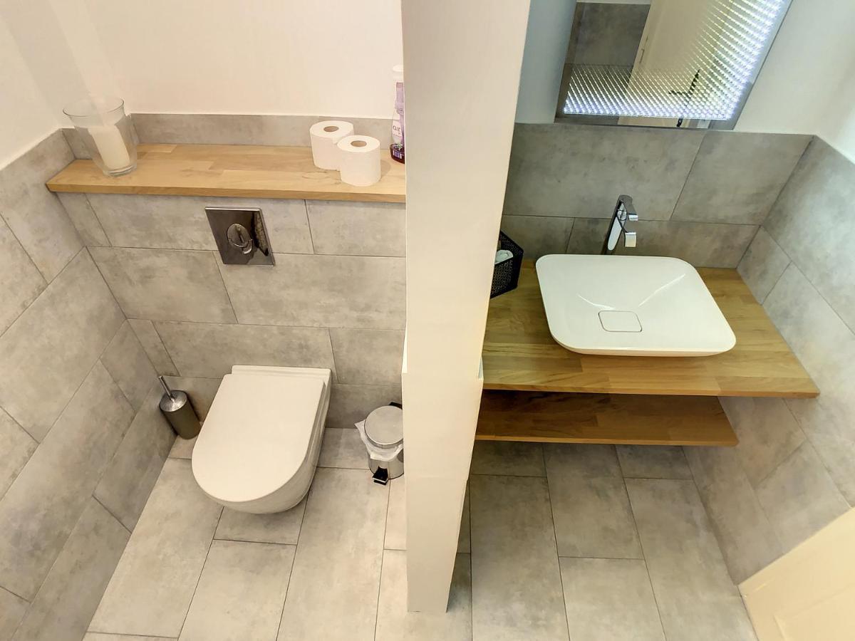 3 Bedrooms Villa Near Cannes - Pool & Jacuzzi - Sea View 망들리유 라 나플 외부 사진