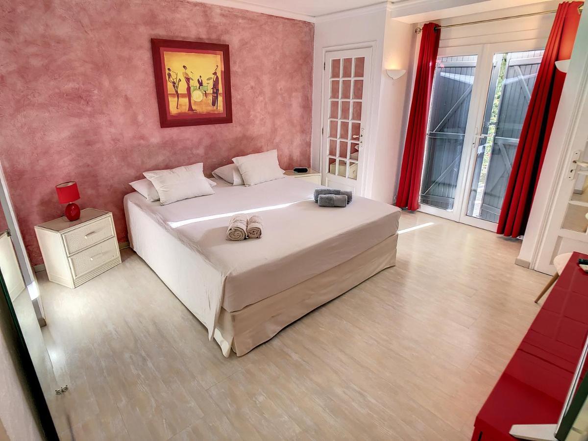 3 Bedrooms Villa Near Cannes - Pool & Jacuzzi - Sea View 망들리유 라 나플 외부 사진