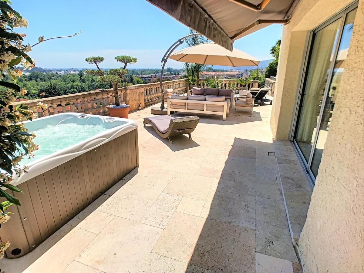3 Bedrooms Villa Near Cannes - Pool & Jacuzzi - Sea View 망들리유 라 나플 외부 사진