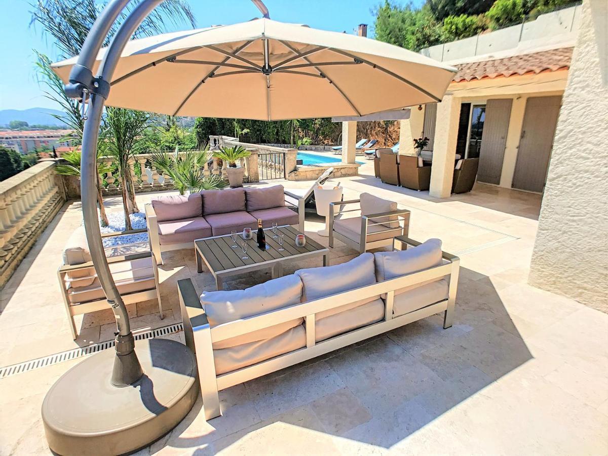 3 Bedrooms Villa Near Cannes - Pool & Jacuzzi - Sea View 망들리유 라 나플 외부 사진
